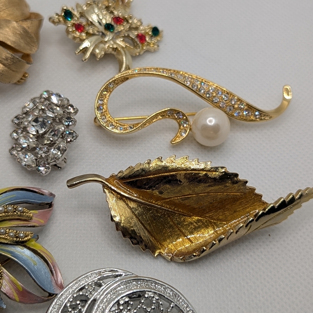✨ Stunning Vintage Brooch Collection – Timeless Elegance ✨ - Picture 4 of 7